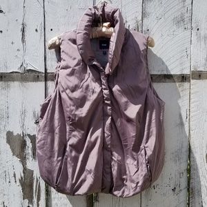 Gap puffy vest size L